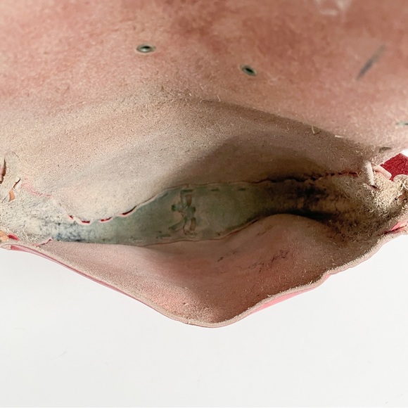 Vintage Distressed Butterfly Red Leather Over the Shoulder Bag - Picture 5 of 6